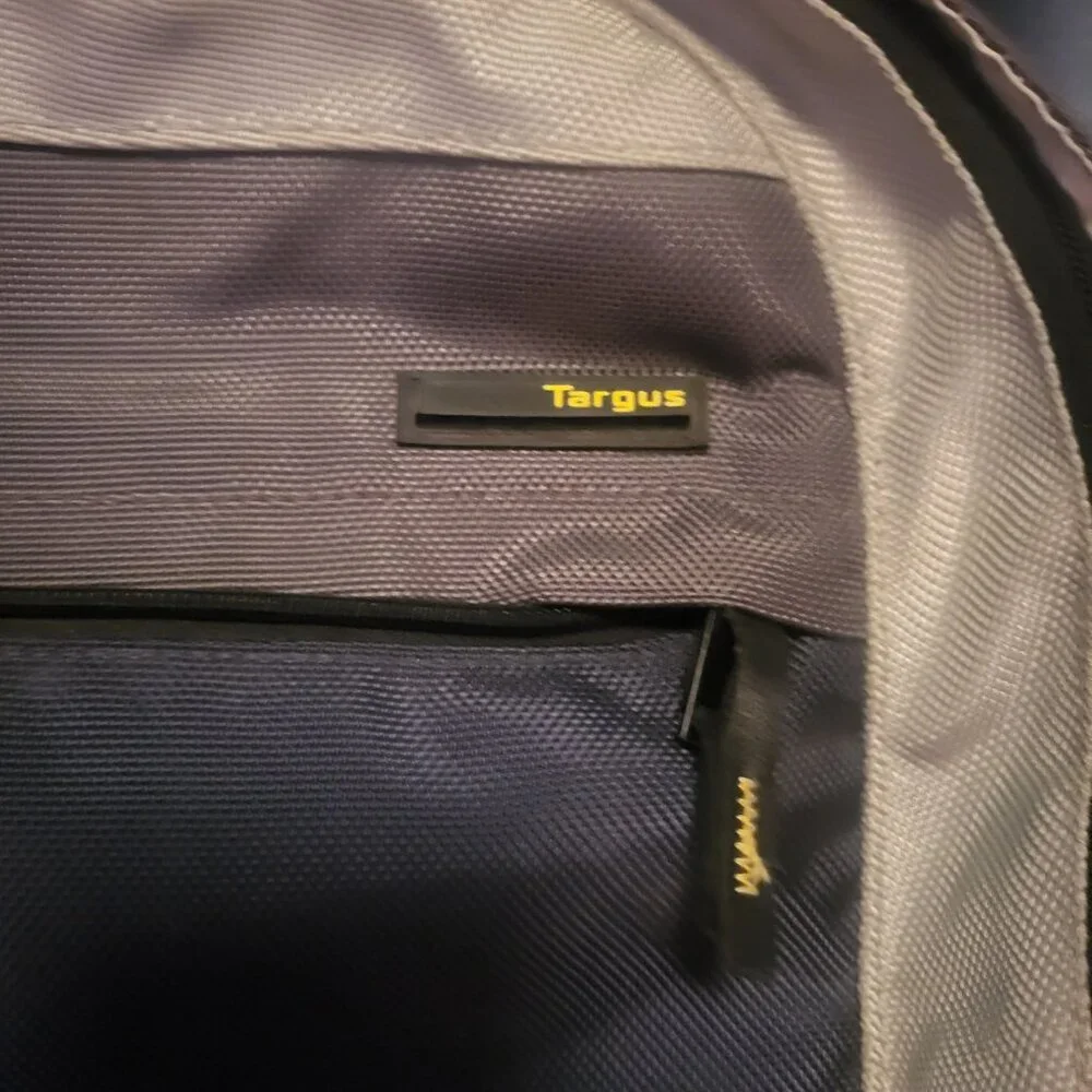 Targus Backpack - Picture 2 of 5